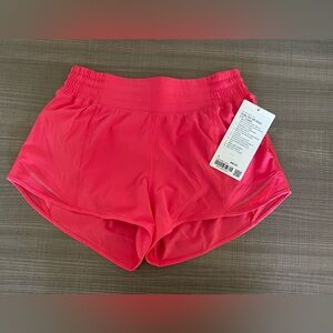 NWT HOTTY HOT 2.5 size 6